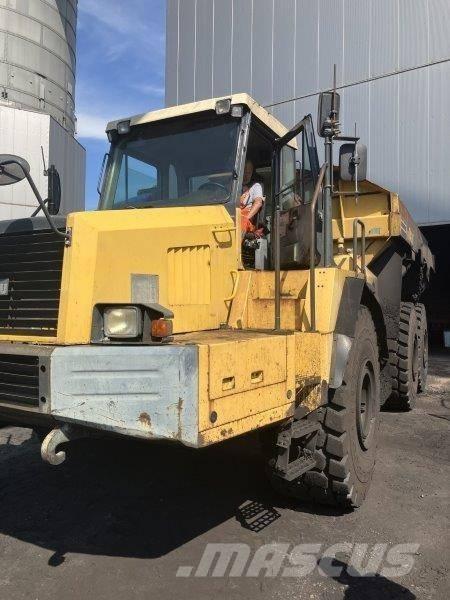 Komatsu HM 400-1 Dumpperit