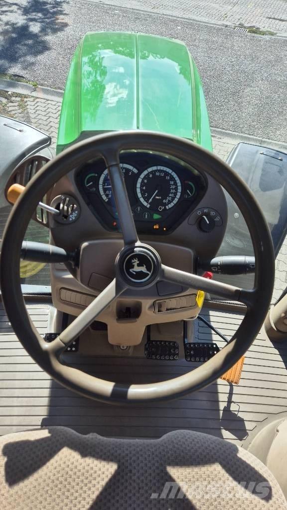 John Deere 6190 R Traktorit
