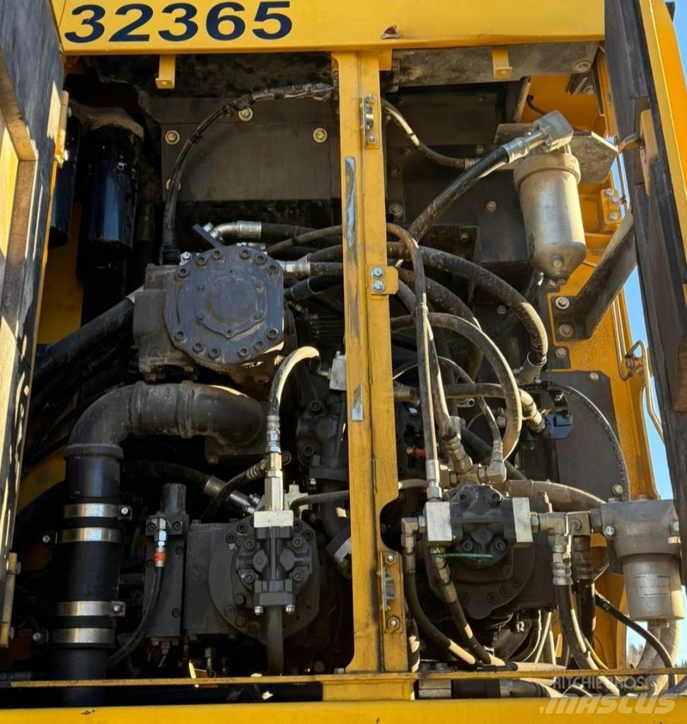 Komatsu PC 1250 -11EO Telakaivukoneet