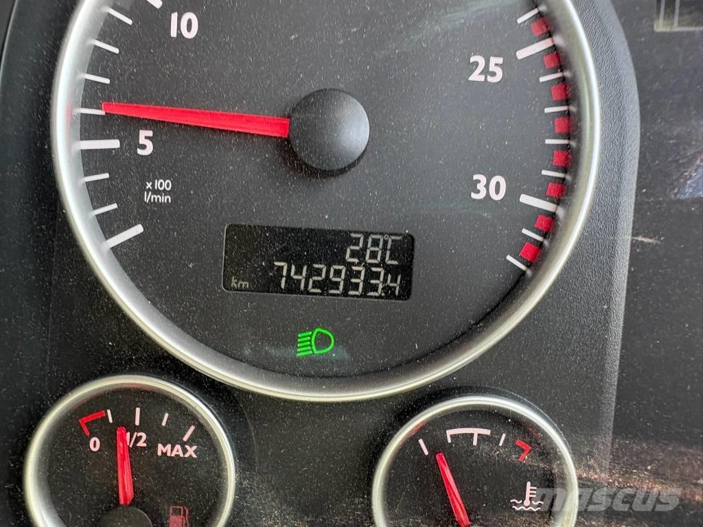 MAN TGS 24.440 Vetopöytäautot