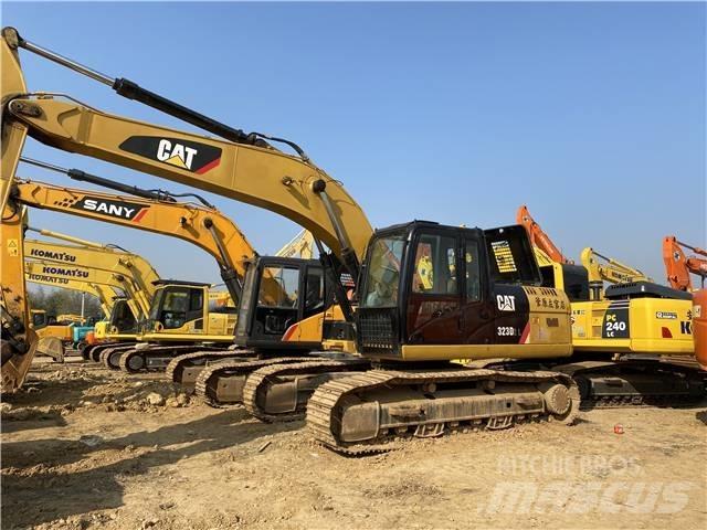 CAT 323D Telakaivukoneet