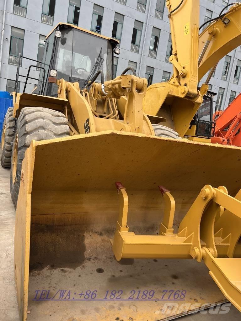 CAT 966G Pyöräkuormaajat