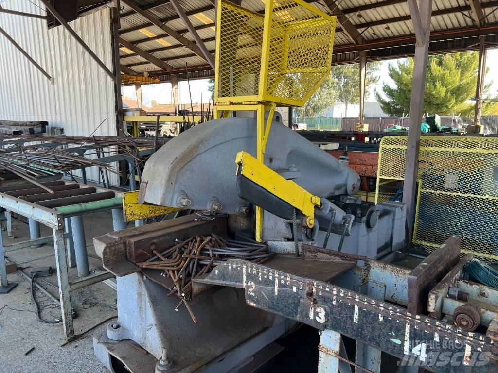 MILWAUKEE Shear   No. 2 Jätteenkäsittelijät