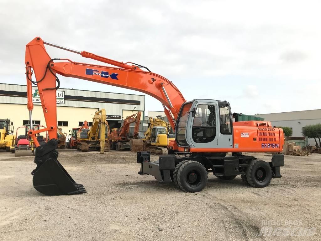 Fiat-Kobelco EX215W Pyöräkaivukoneet