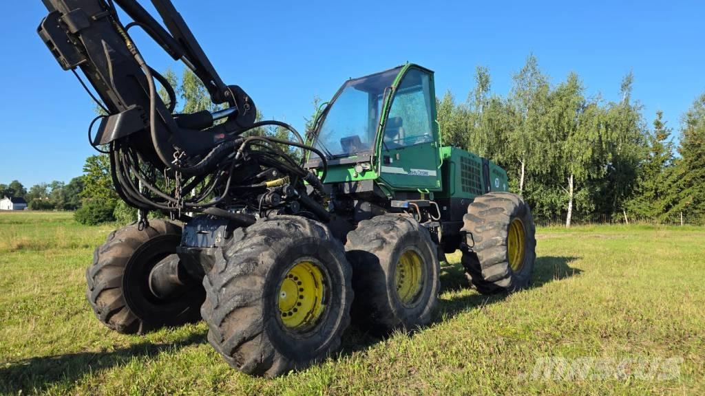 John Deere 1470 D Harvesterit