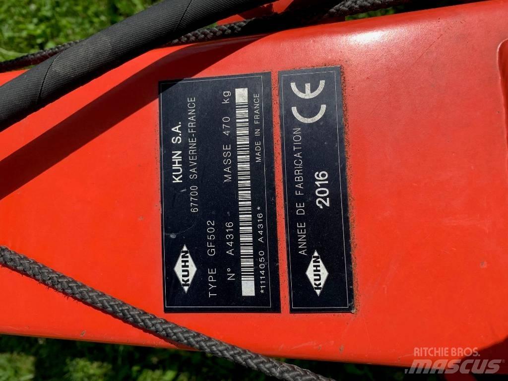 Kuhn GF 502 Pöyhimet ja haravat