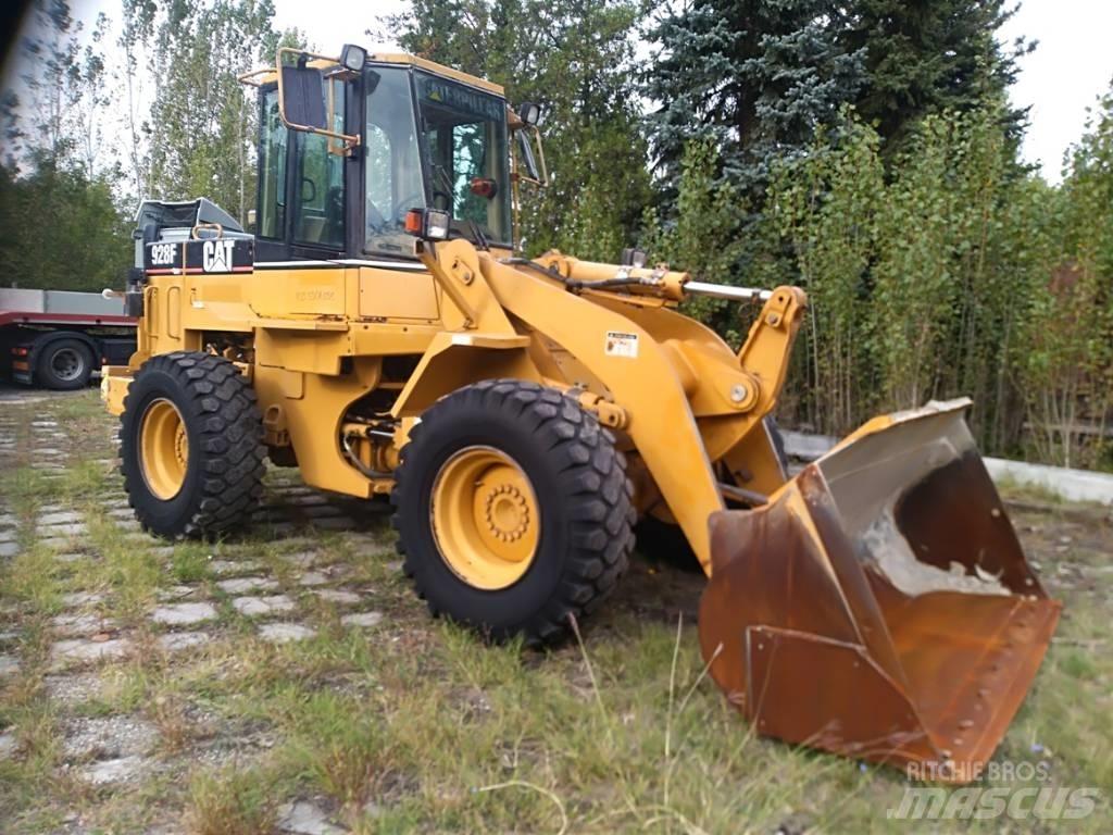 CAT 928F Pyöräkuormaajat