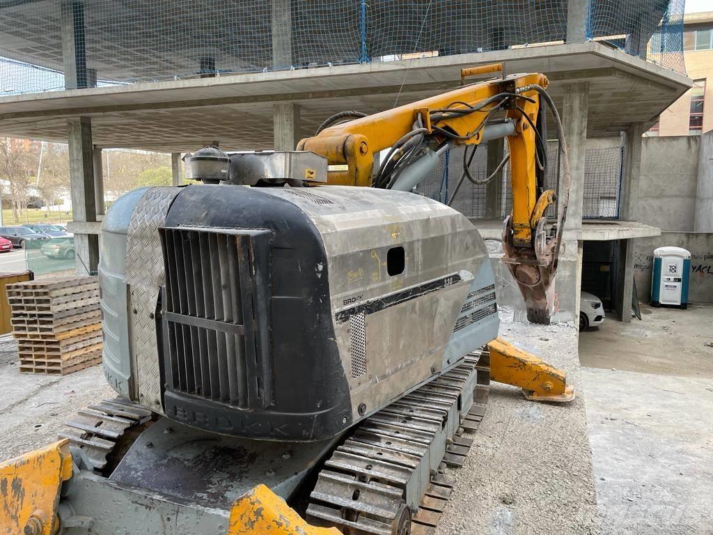 Brokk 330 Diesel Purkukoneet