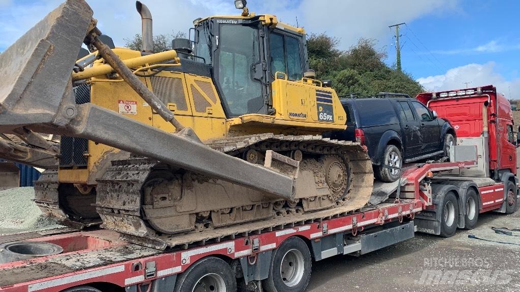 Komatsu D 65 PX-17 Dumpperit