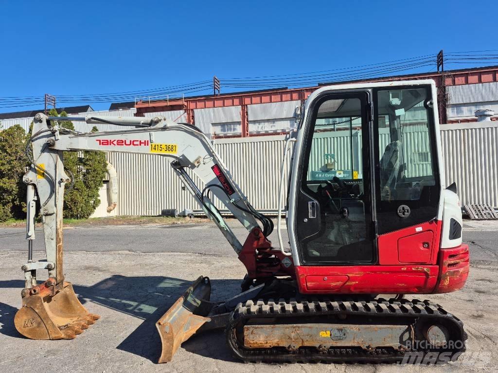 Takeuchi TB 240 Minikaivukoneet < 7t