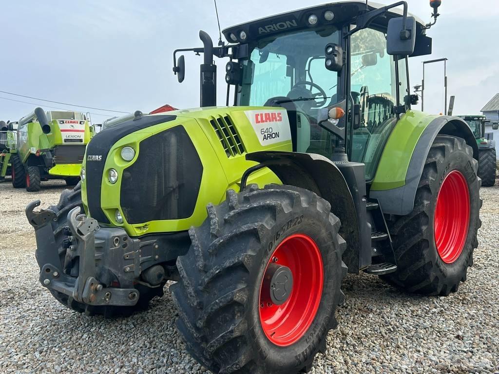 CLAAS Arion 640 Traktorit