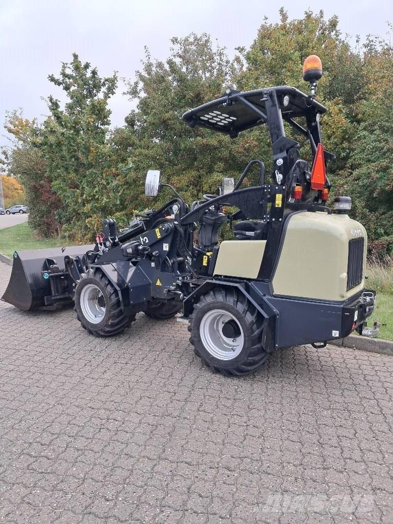 Kubota RT 220-2e Pienkuormaajat