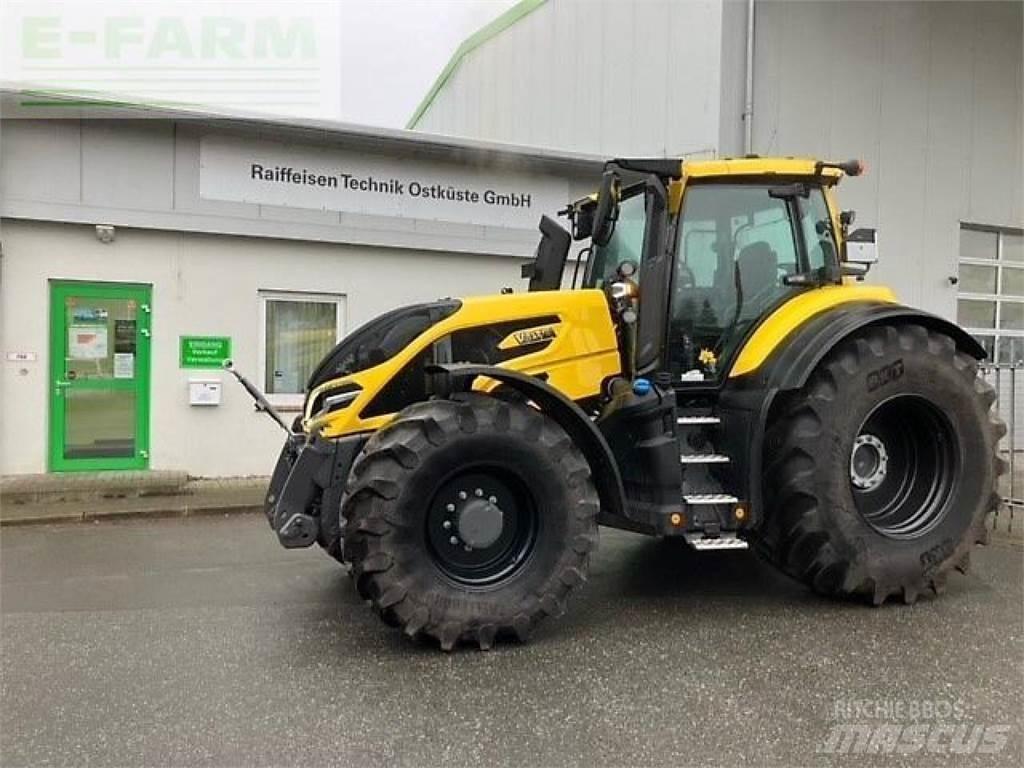 Valtra q305 Traktorit
