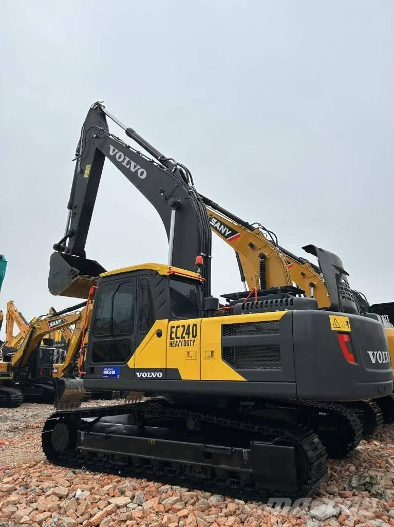 Volvo EC 240 Telakaivukoneet