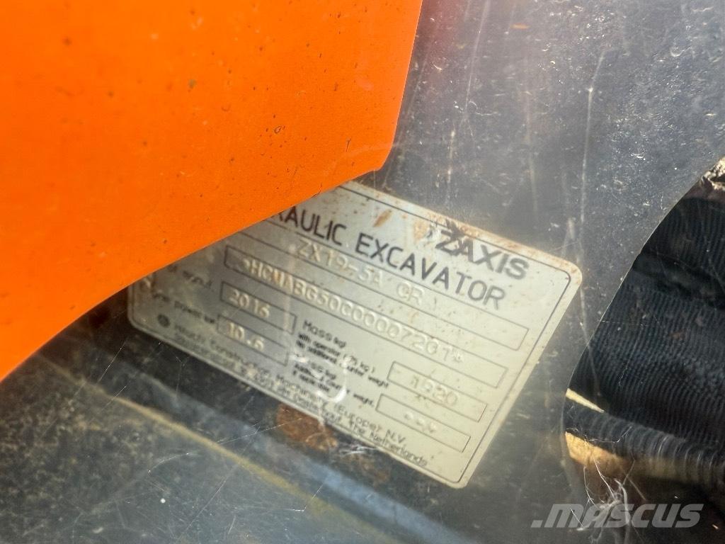 Hitachi ZX 19-5 Minikaivukoneet < 7t