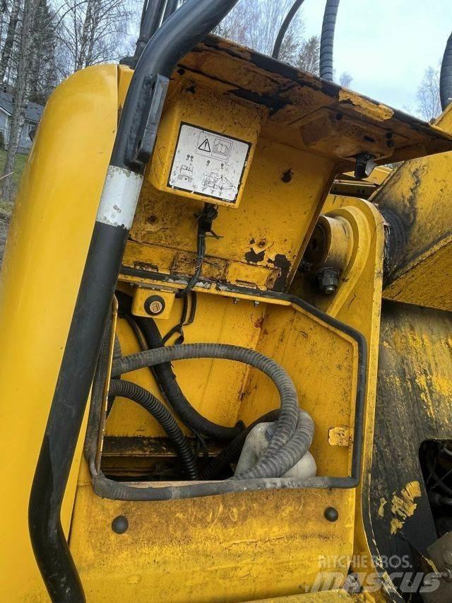 JCB JS 200 LC Telakaivukoneet