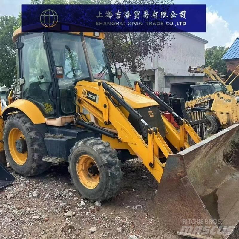 JCB 3 CX Pyöräkuormaajat