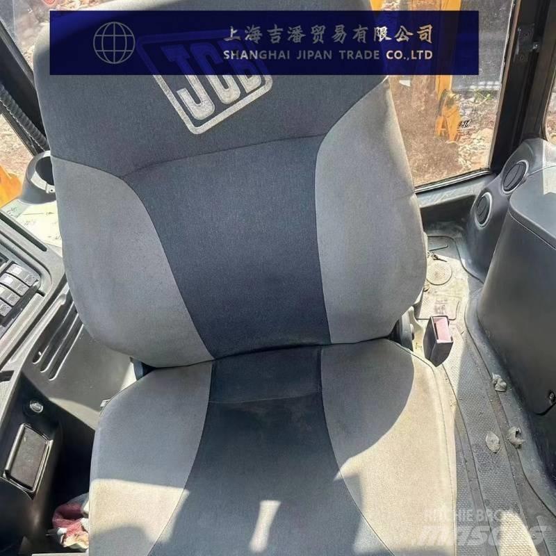 JCB 3 CX Pyöräkuormaajat