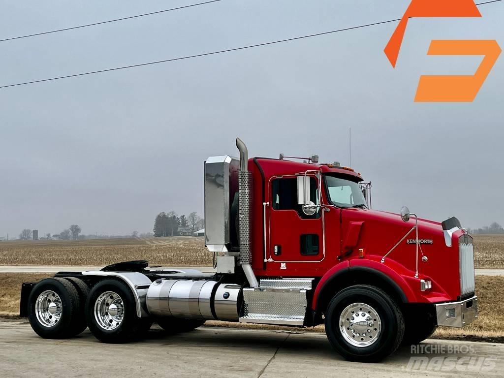 Kenworth T 800 Vetopöytäautot