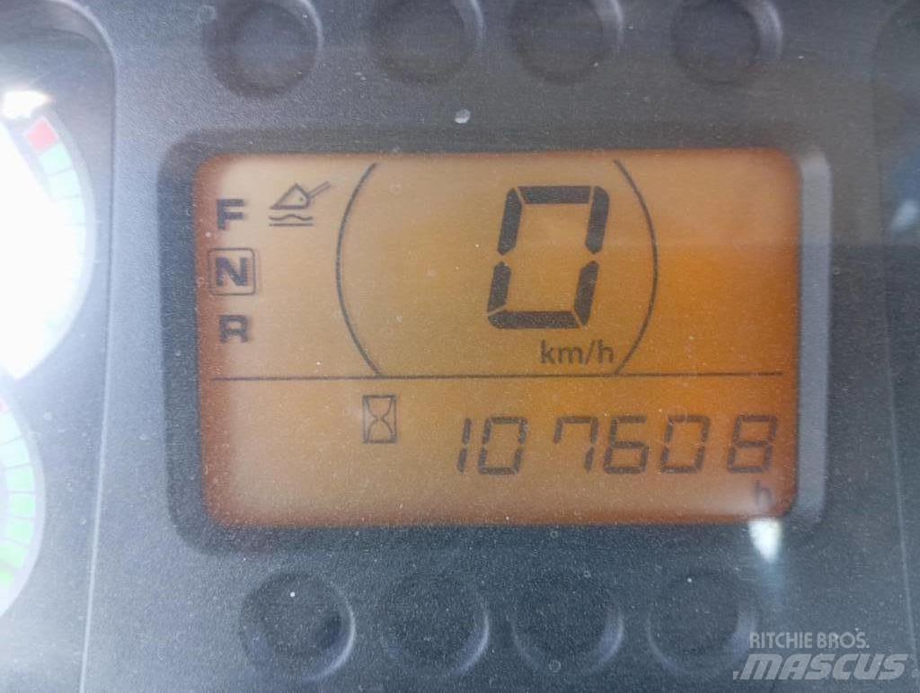 Hitachi ZW 140 Pyöräkuormaajat