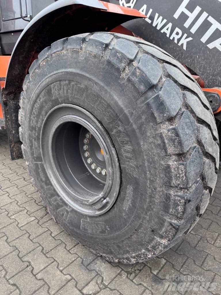 Hitachi ZW 220-7 Pyöräkuormaajat
