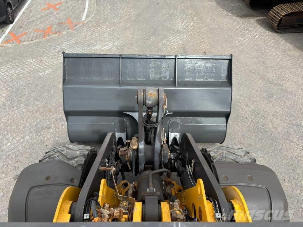 Volvo L 110 H Pyöräkuormaajat
