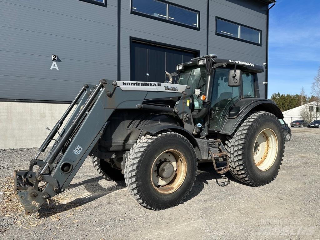 Valtra T 173 Traktorit
