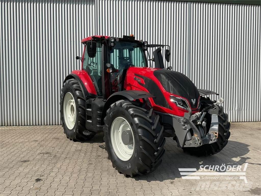 Valtra T 235 A Traktorit
