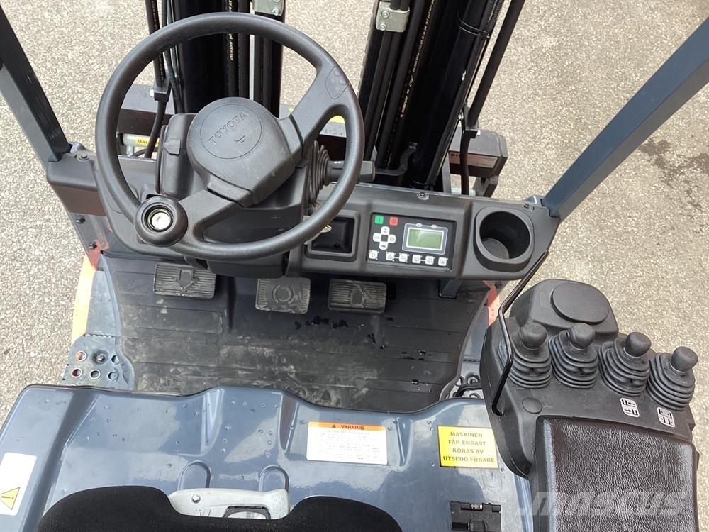 Toyota 8FBEK16T Sähkötrukit