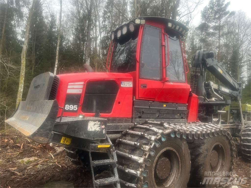 Komatsu 895 Kuormatraktorit