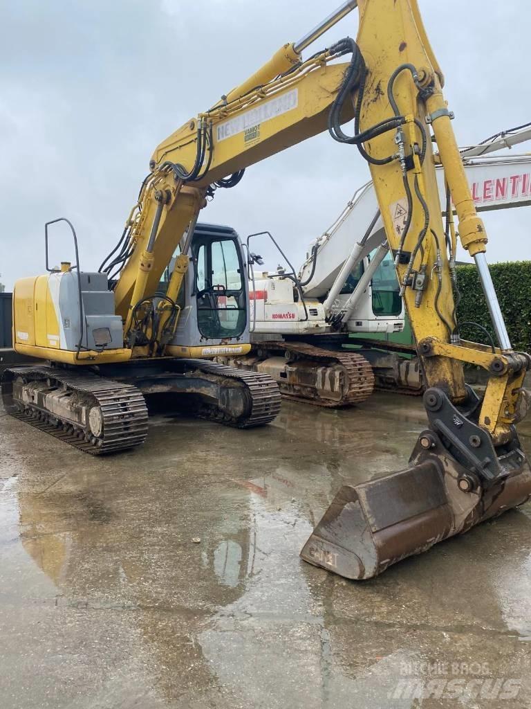 New Holland E 145 Telakaivukoneet