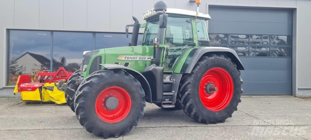Fendt 820 Vario TMS Traktorit