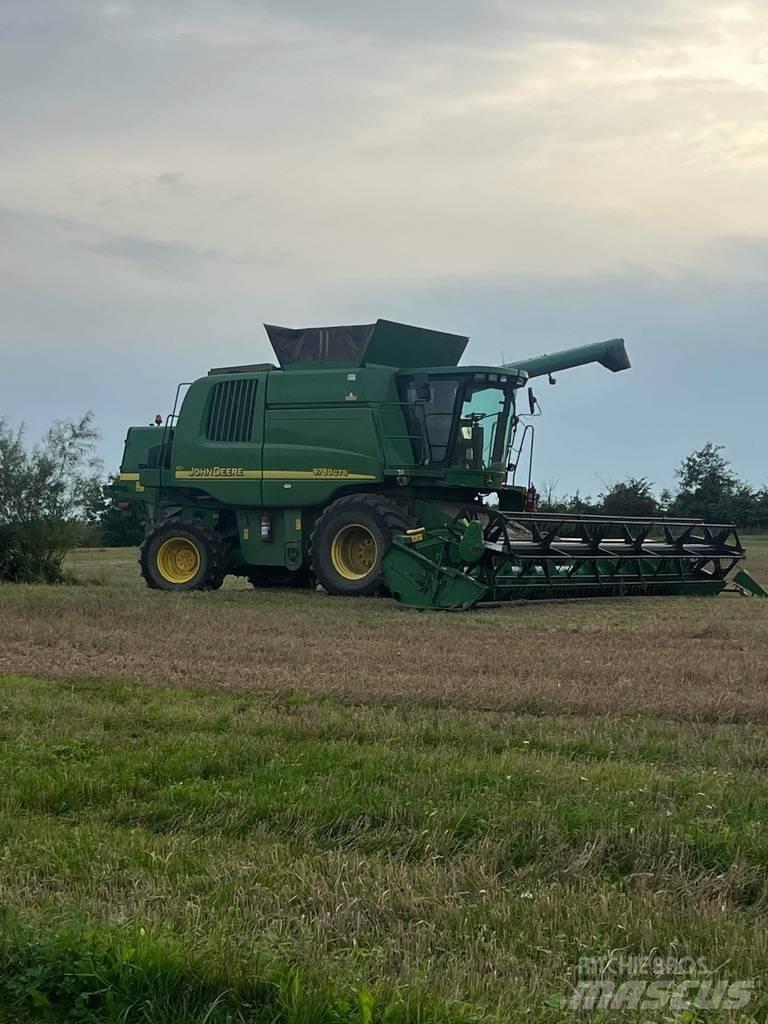 John Deere 9780 CTS Leikkuupuimurit