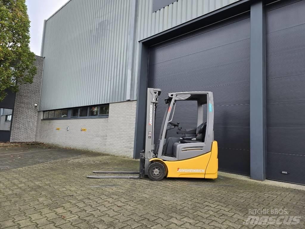 Jungheinrich EFG213 Sähkötrukit