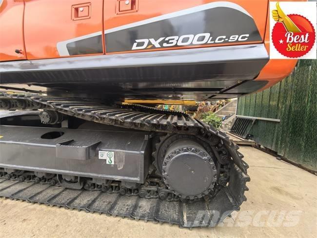 Doosan DX 300 LC Telakaivukoneet