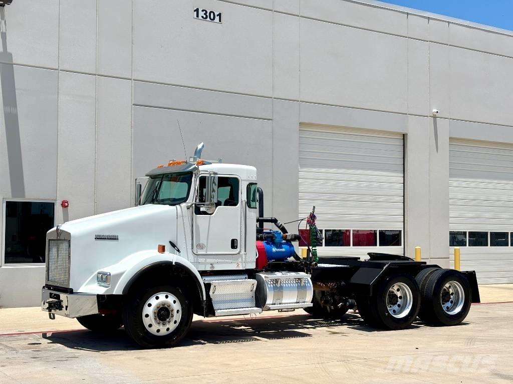 Kenworth T 800 Vetopöytäautot