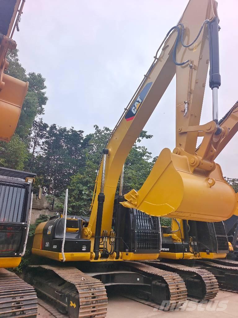 CAT 324 D Telakaivukoneet