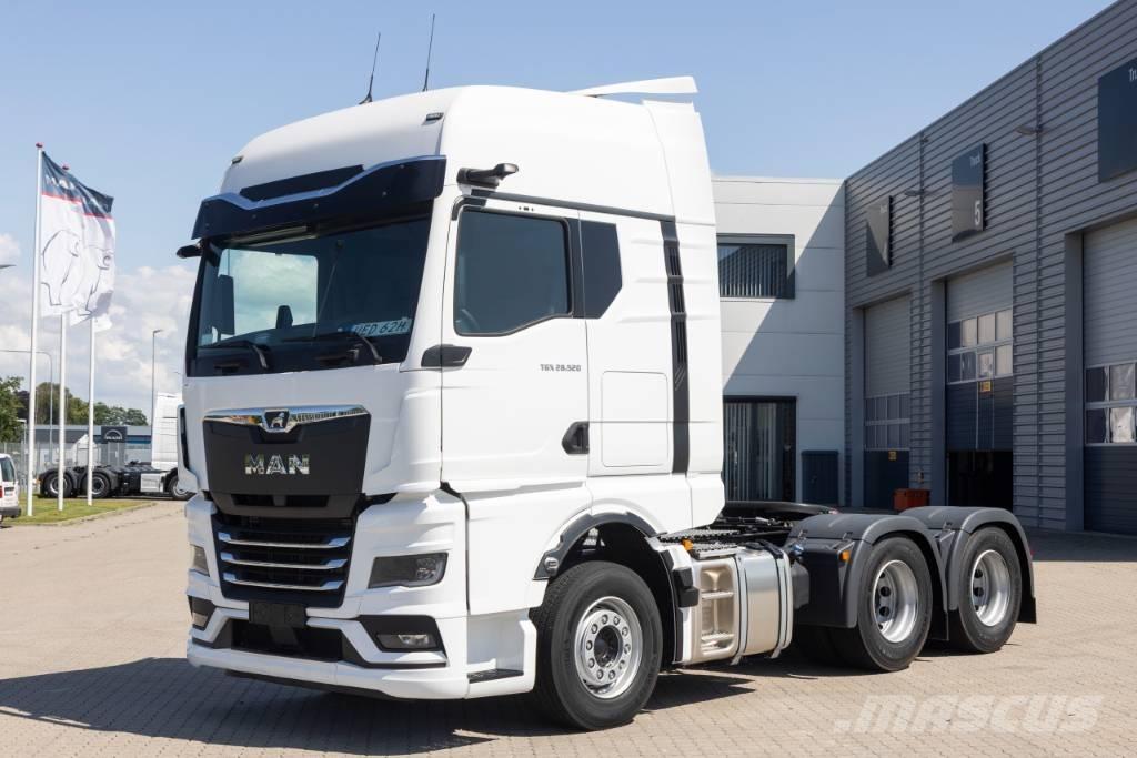 MAN TGX 28.520 Vetopöytäautot