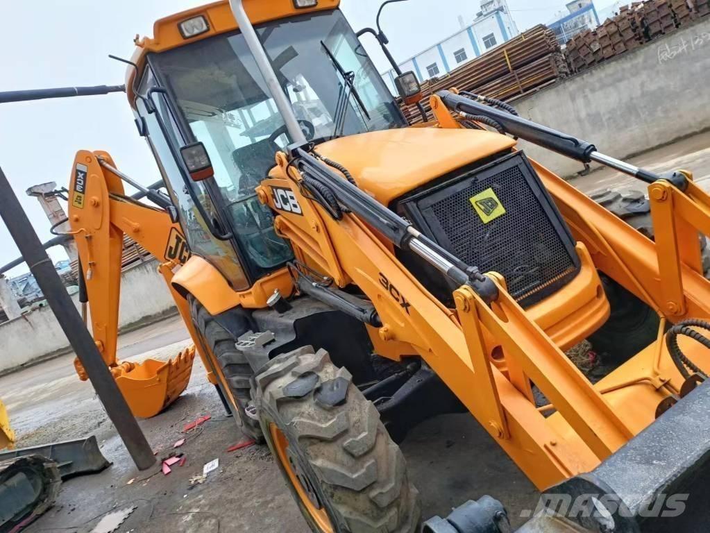 JCB 3 CX Pyöräkaivukoneet