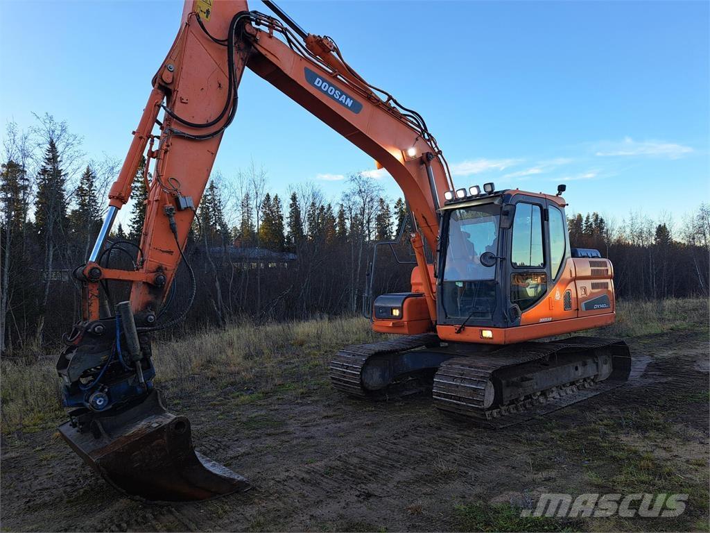 Doosan DX 140 LC-3 Telakaivukoneet
