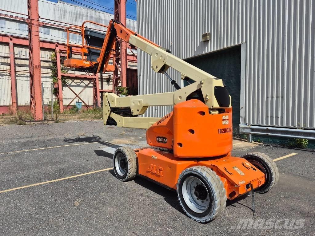 JLG E 450 AJ Kuukulkijat