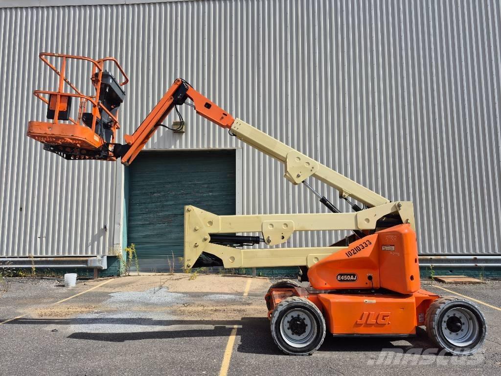JLG E 450 AJ Kuukulkijat
