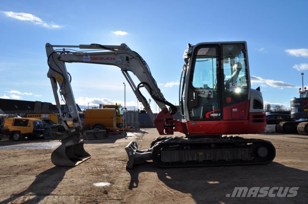 Takeuchi TB 250-2 Minikaivukoneet < 7t