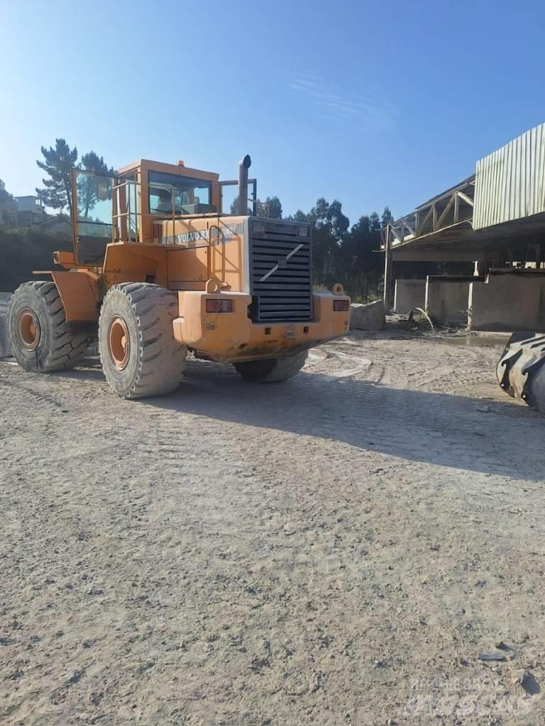 Volvo L 180 C Pyöräkuormaajat