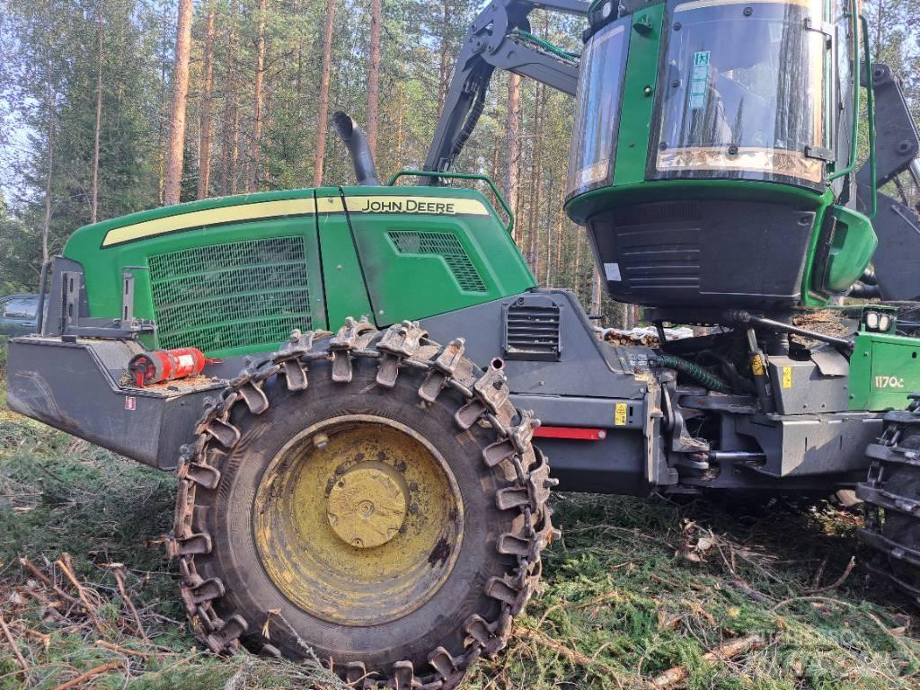John Deere 1170G Harvesterit