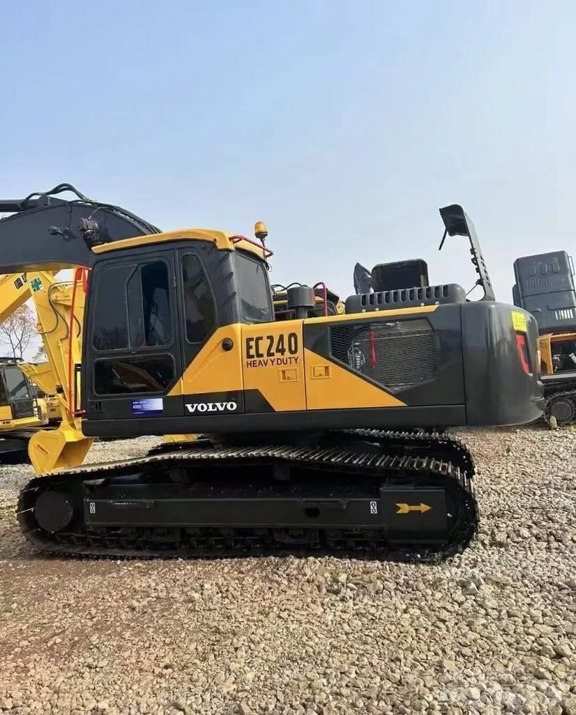 Volvo EC 240 Telakaivukoneet