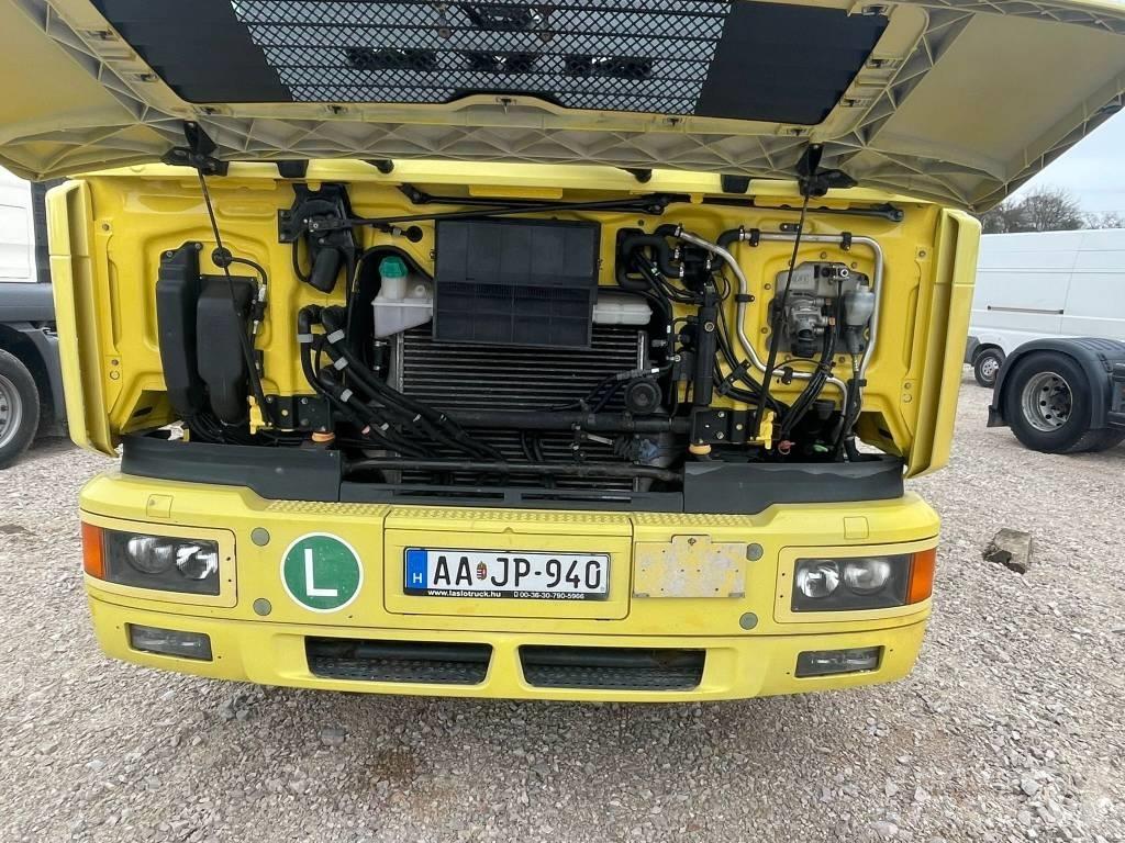 MAN F 2000 Nosturiautot