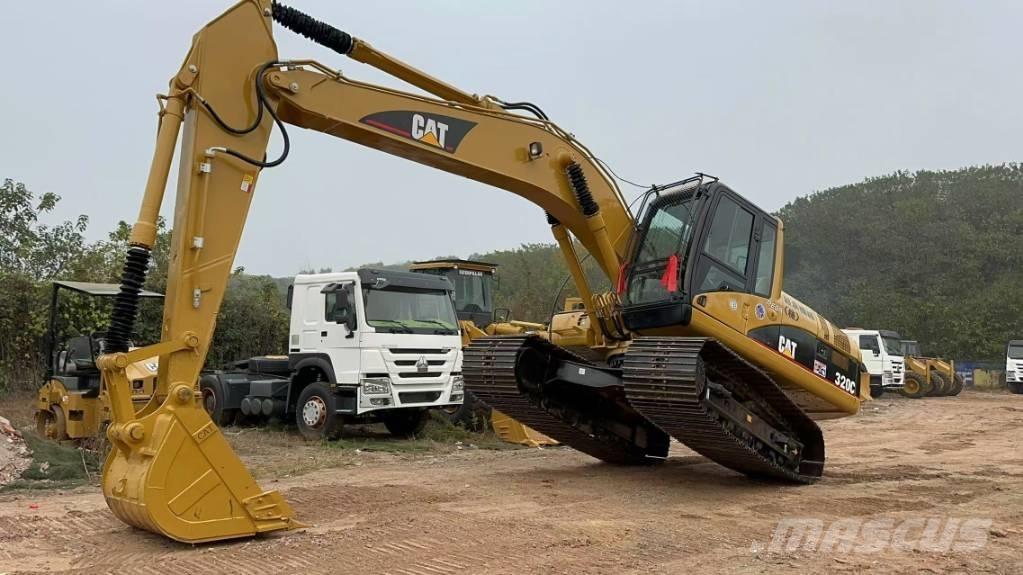 CAT 320 C Telakaivukoneet