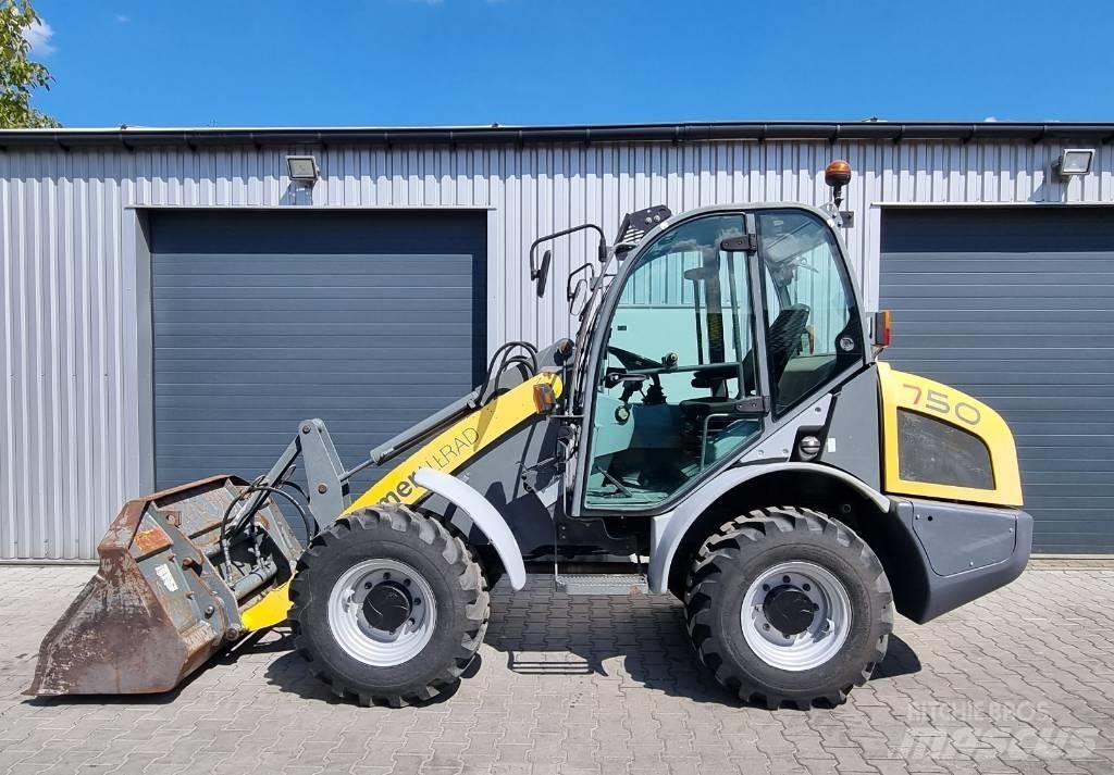 Kramer-allrad 750 Pyöräkuormaajat