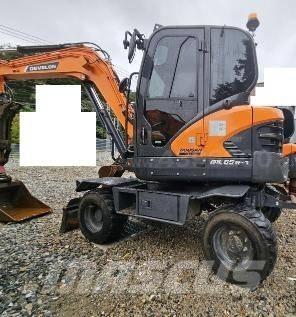 Doosan DX65W Pyöräkaivukoneet